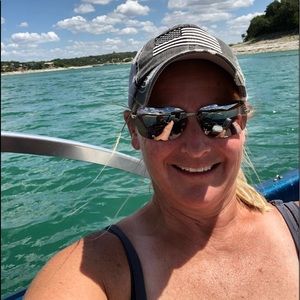 Meet your Posher, Kim